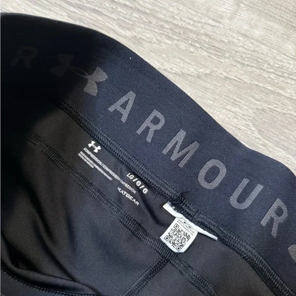 •UNDER ARMOUR• LEGGINGS - Picture 3 of 5